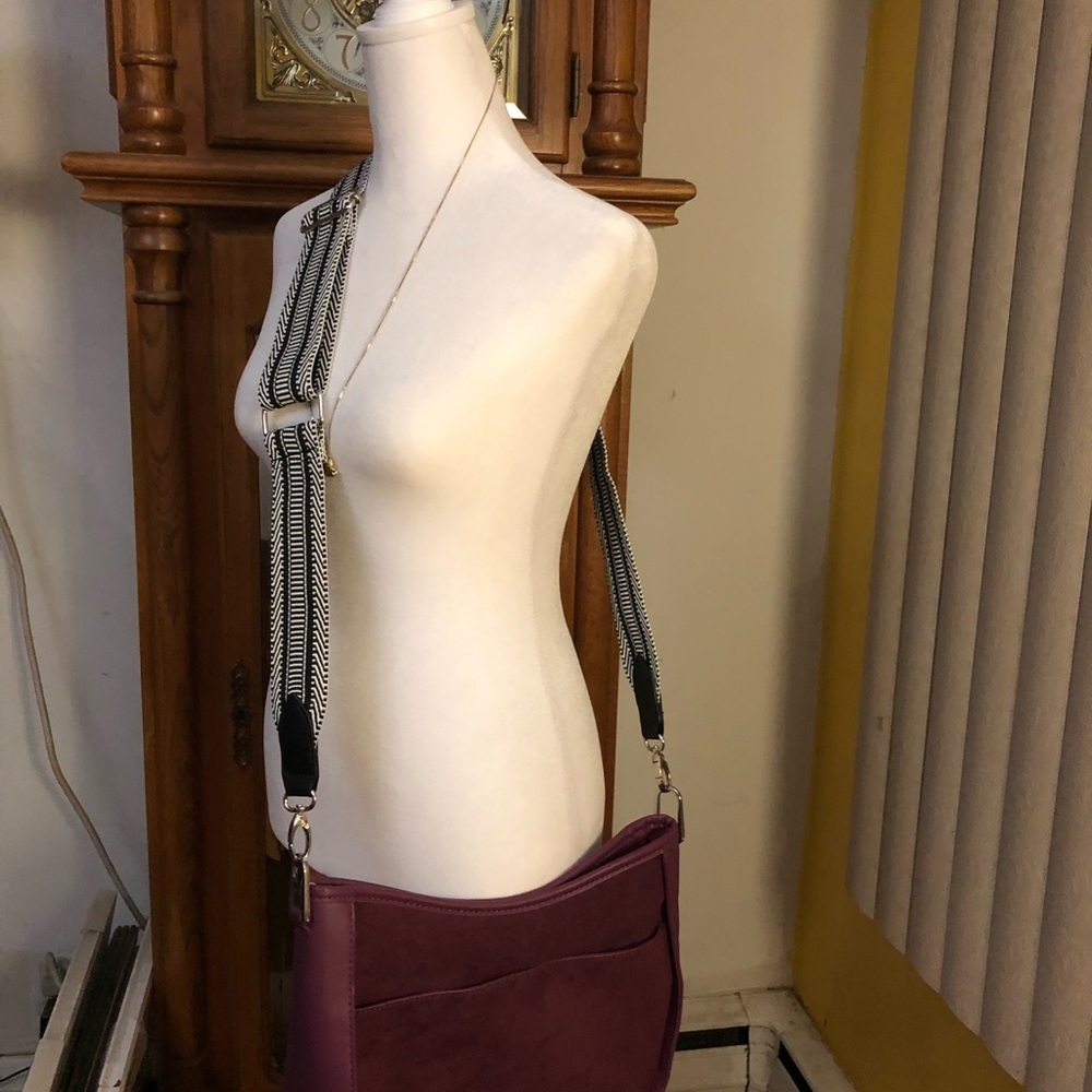 Initials, Inc. Luna Purse with Guitar Strap - Picture 2 of 12